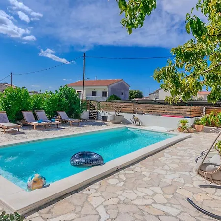 Barbara 5 By Guide *