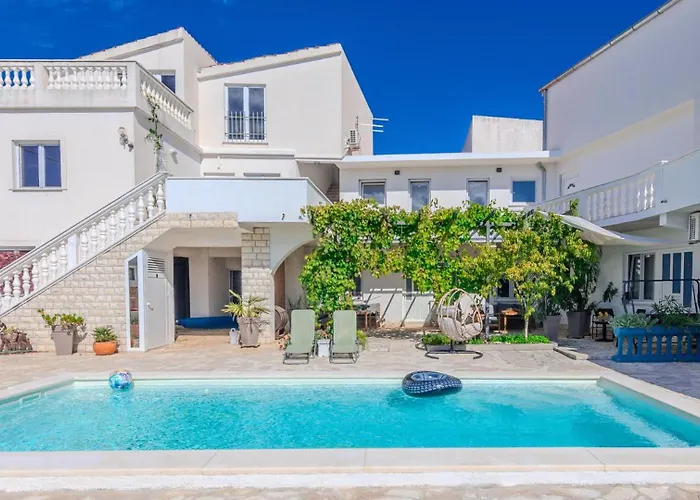 Barbara 5 By Guide Appartement *