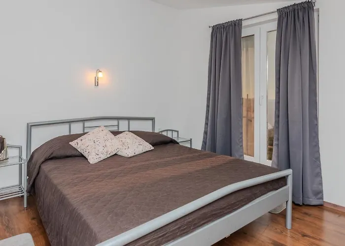 Barbara 5 By Guide Appartement