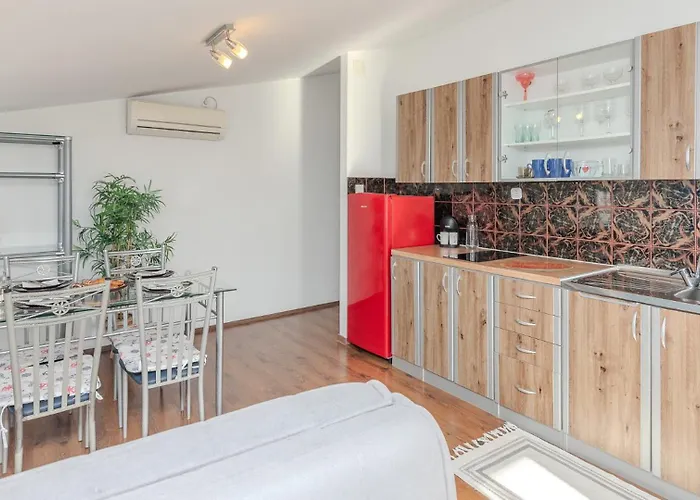 Appartement Barbara 5 By Guide