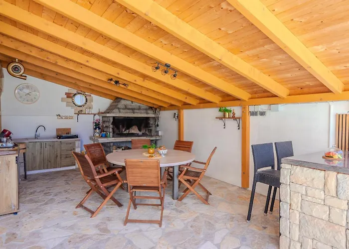 Appartement Barbara 5 By Guide Tribalj